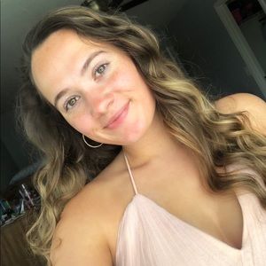 Meet your Posher, Victoria